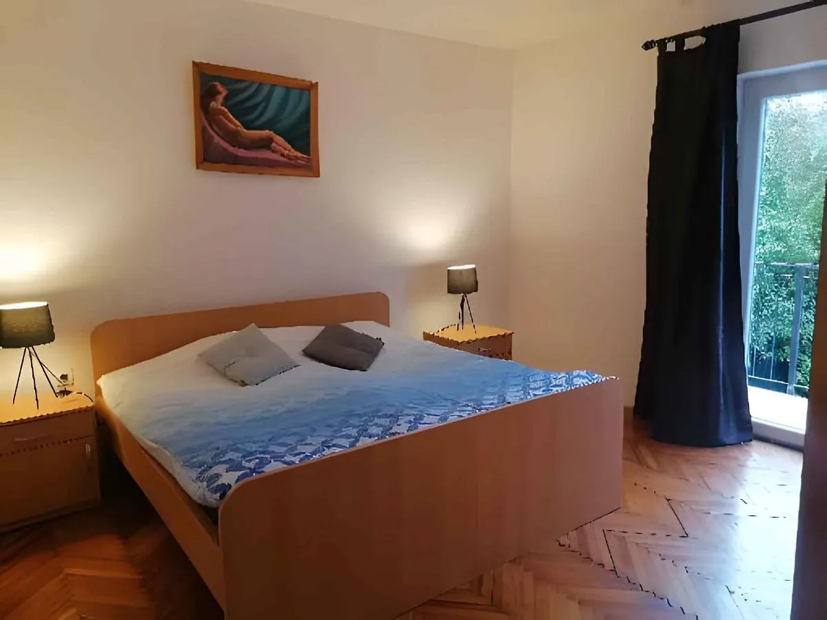 Apartment In Rovinj/Istrien 11648  Ровинь
